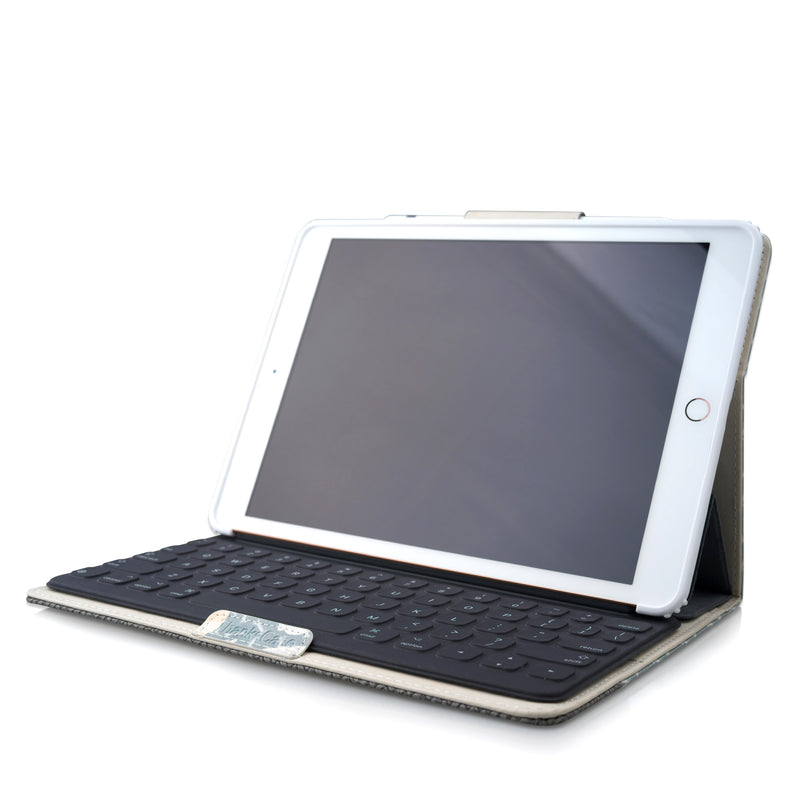Thankscase Case for iPad 8th Generation / iPad 10.2 / iPad 7th Generation-Bones Light